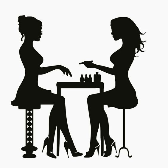 Nails Art Of Royal